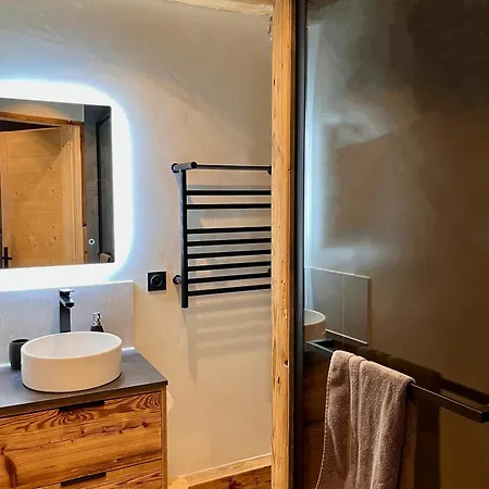 De Charme Au Pied De L'aiguille Midi Appartement *