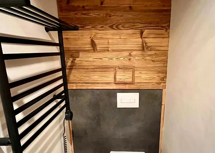 Le Nid De L'aiguille - Au Pied De L'aiguille Du Midi Chamonix