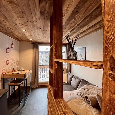 Le Nid De L'aiguille - Au Pied De L'aiguille Du Midi Διαμέρισμα