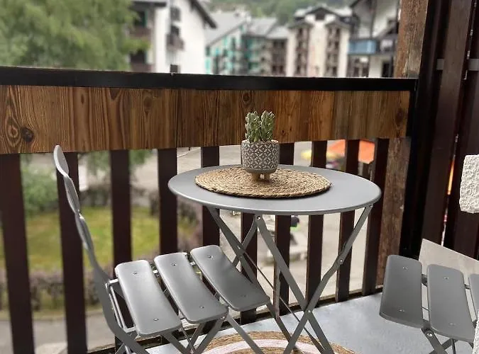 Appartement Le Nid De L'aiguille - Au Pied De L'aiguille Du Midi *